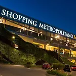 MELHOR LOCALIZAÇÃO NA BARRA DA TIJUCA- Apartamento com Ar, wifi, microondas