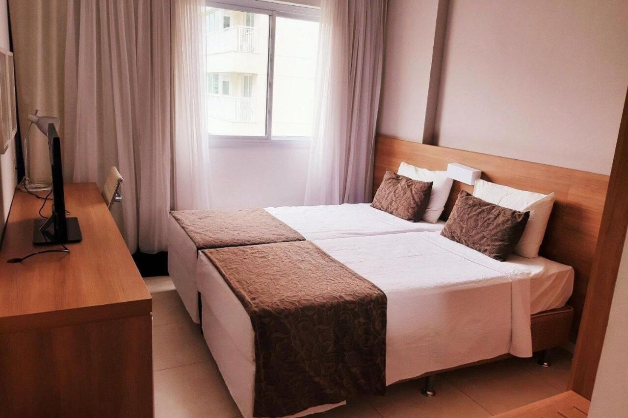 Localização Na Barra Da Tijuca- Com Ar, Wifi, Microondas * Rio de Janeiro